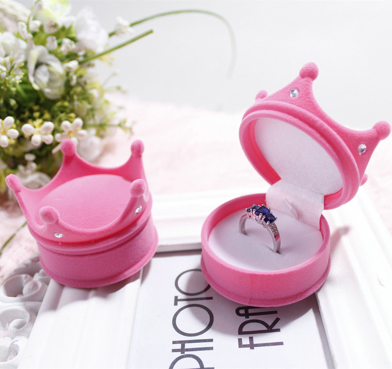 Huiyi Jewelry Box Jewelry Packaging Box Flannel Crown Shape Ring Earring Necklace Box Jewelry Eyelash Box